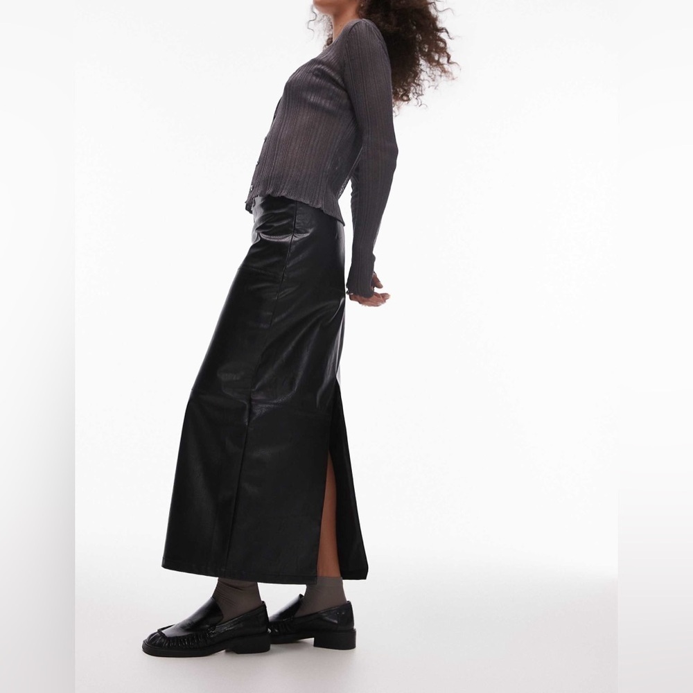Topshop faux leather clean panel midi skirt in black size 8 B2801